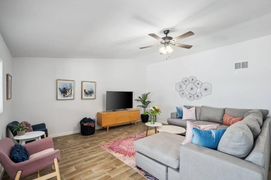 Fab Phx Getaway W/ Pool & Fire Pit Βίλα Φοίνιξ Εξωτερικό φωτογραφία