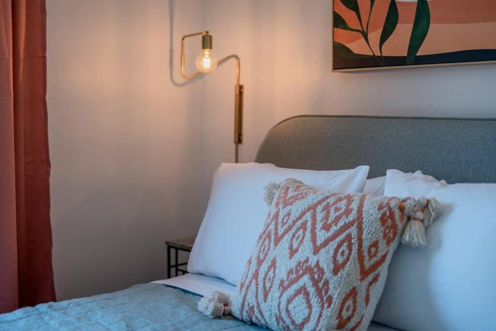 Fab Phx Getaway W/ Pool & Fire Pit Βίλα Φοίνιξ Εξωτερικό φωτογραφία