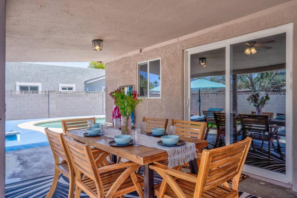 Fab Phx Getaway W/ Pool & Fire Pit Βίλα Φοίνιξ Εξωτερικό φωτογραφία